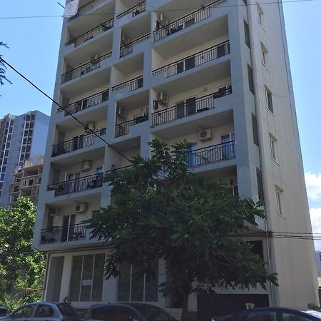 Paradise Apartment Батуми Екстериор снимка