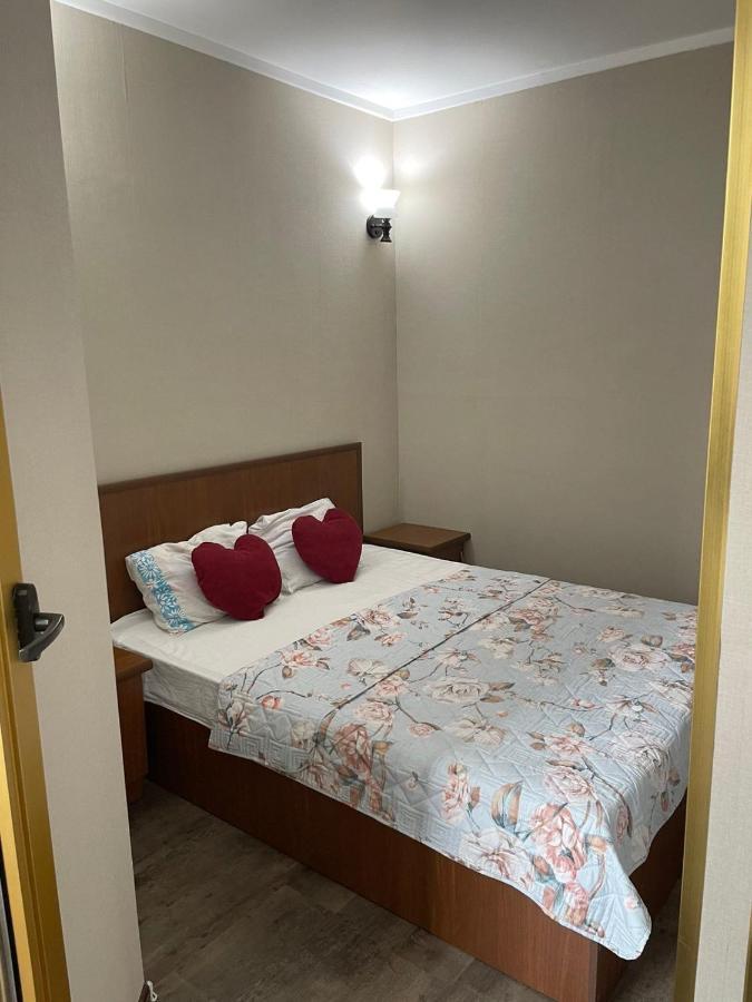 Paradise Apartment Батуми Екстериор снимка