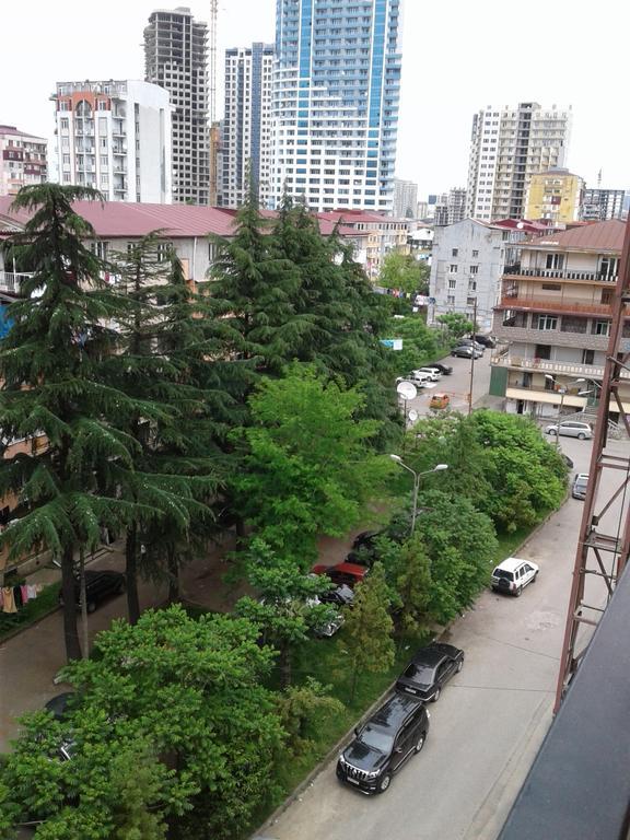Paradise Apartment Батуми Екстериор снимка