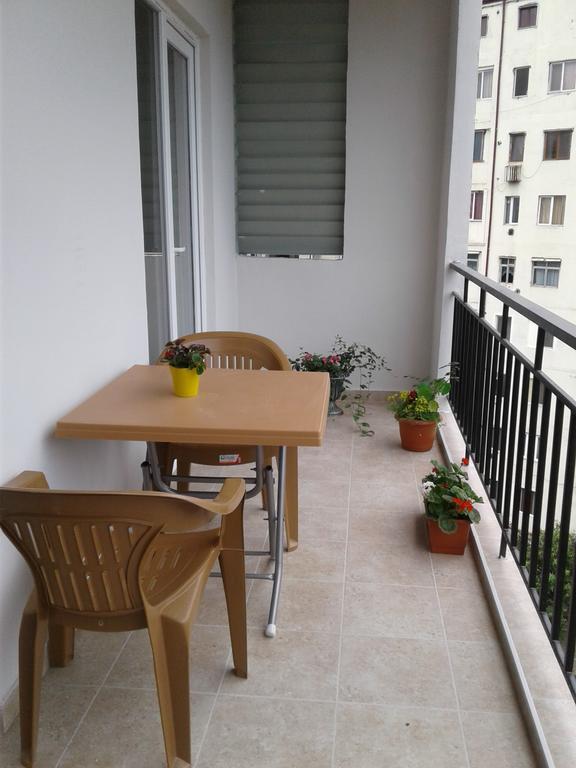Paradise Apartment Батуми Екстериор снимка