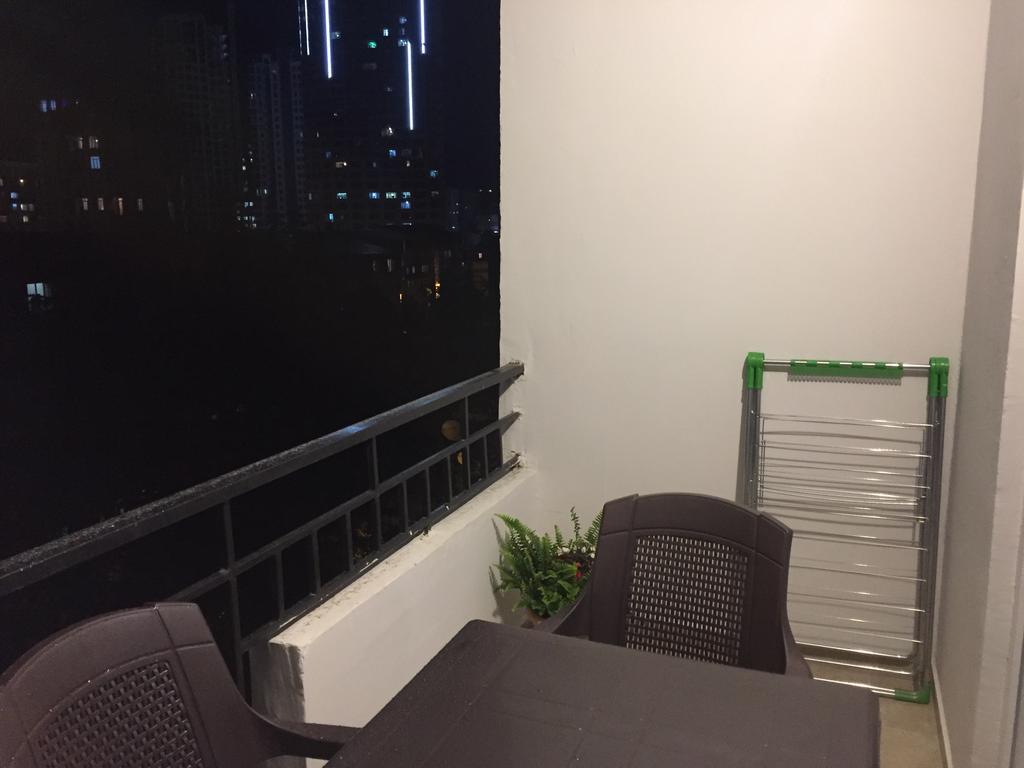 Paradise Apartment Батуми Екстериор снимка