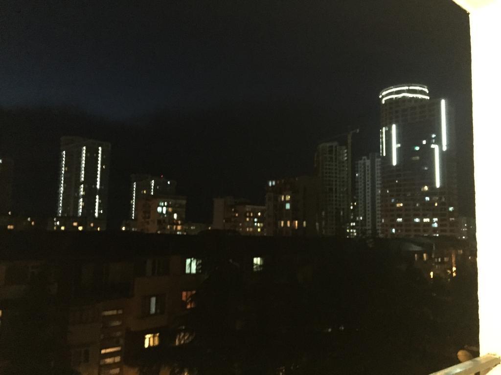 Paradise Apartment Батуми Екстериор снимка