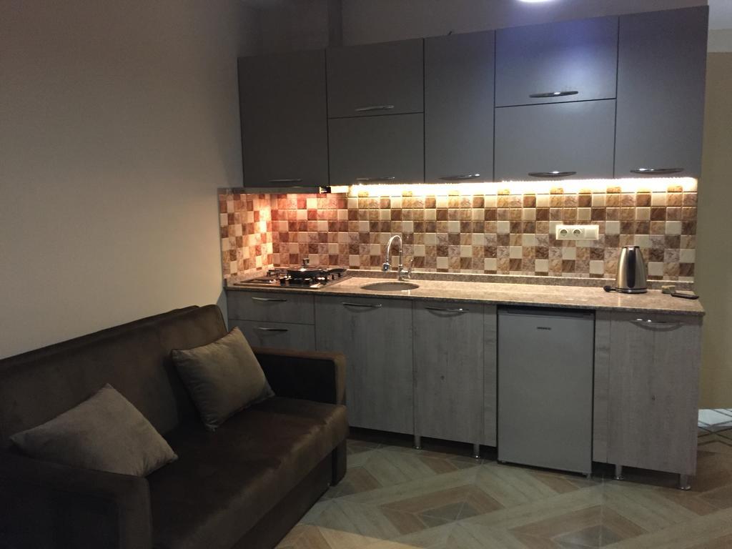 Paradise Apartment Батуми Екстериор снимка