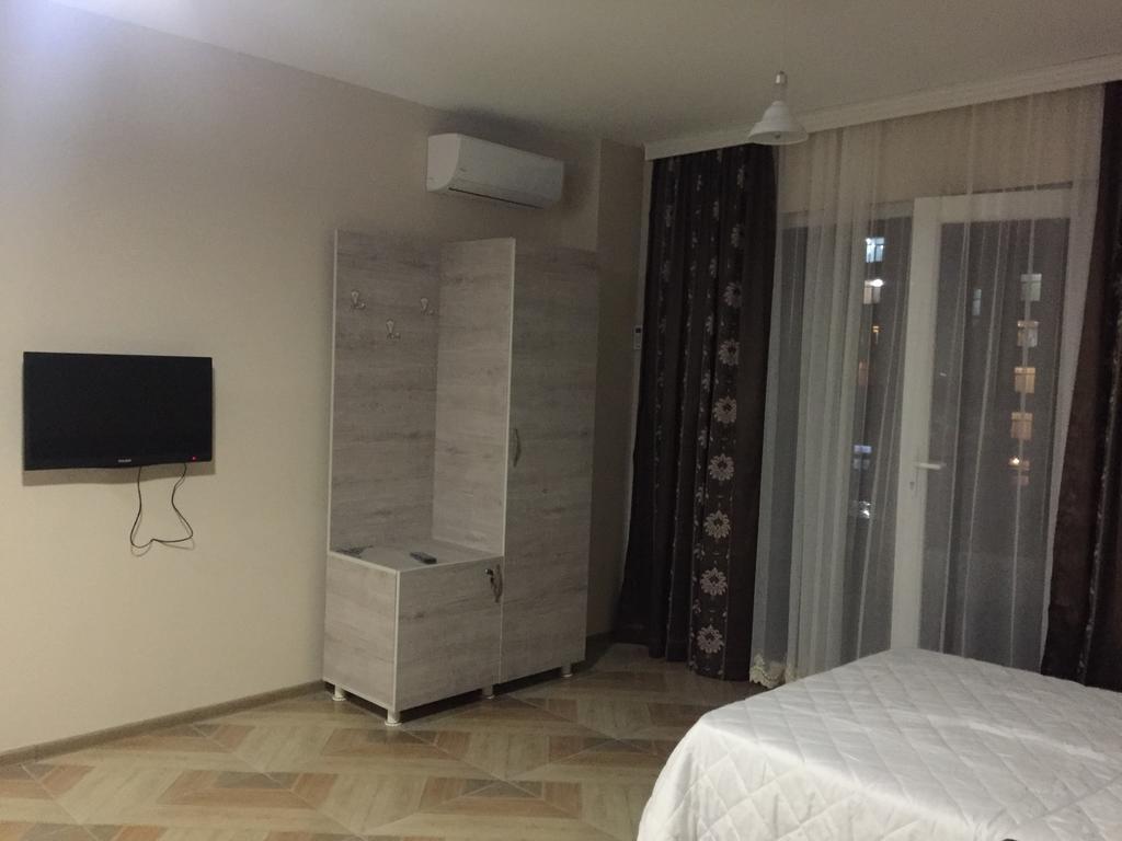 Paradise Apartment Батуми Екстериор снимка