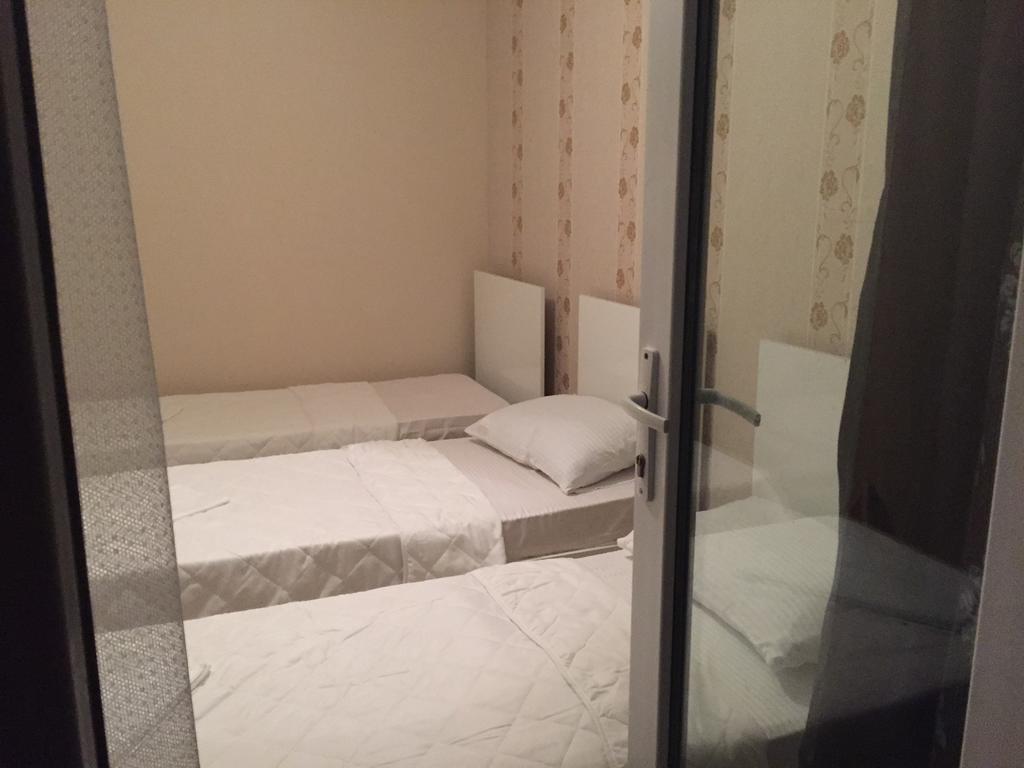 Paradise Apartment Батуми Екстериор снимка