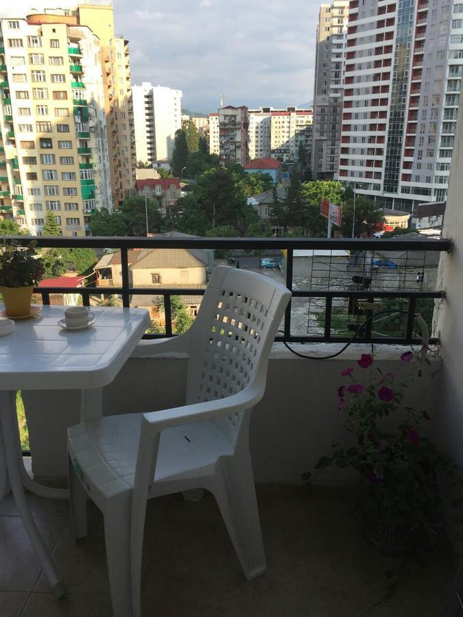 Paradise Apartment Батуми Екстериор снимка
